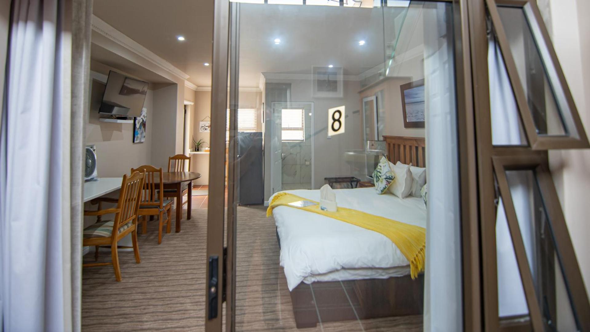 Guesthouse De Tijger Lodge Пароу Екстериор снимка